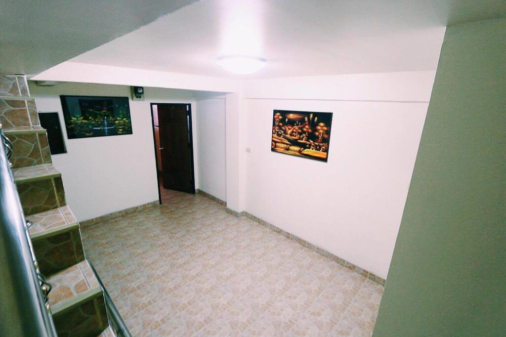 S-One Guesthouse Pattaya Bagian luar foto